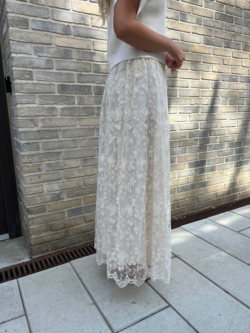 Rosie long lace skirt
