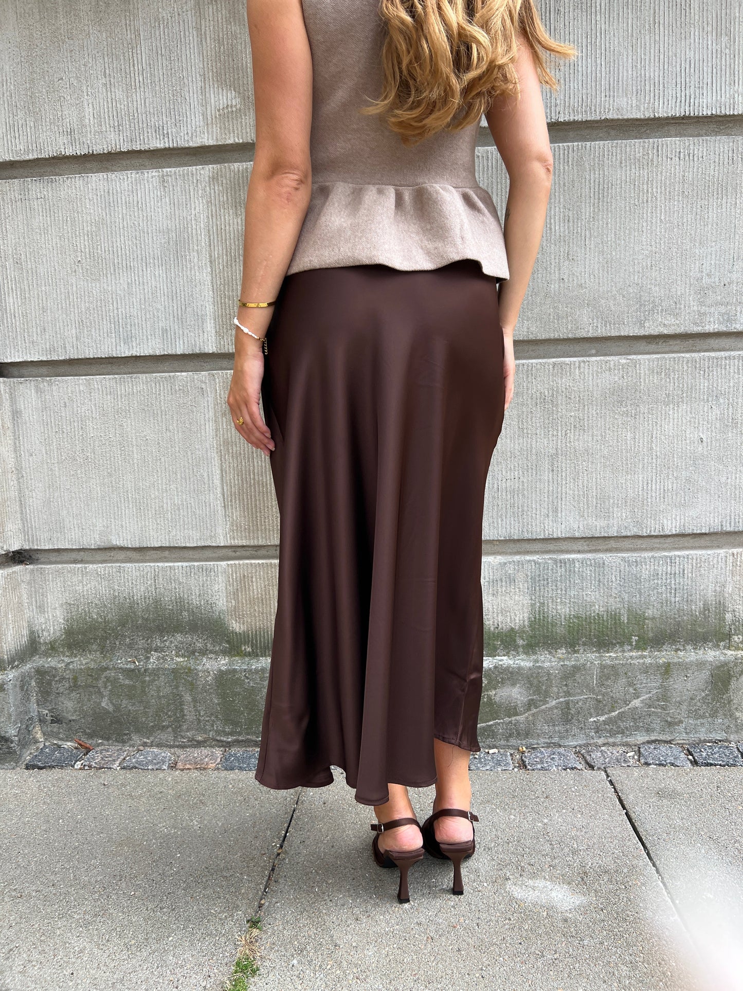 Its May coffee skirt
