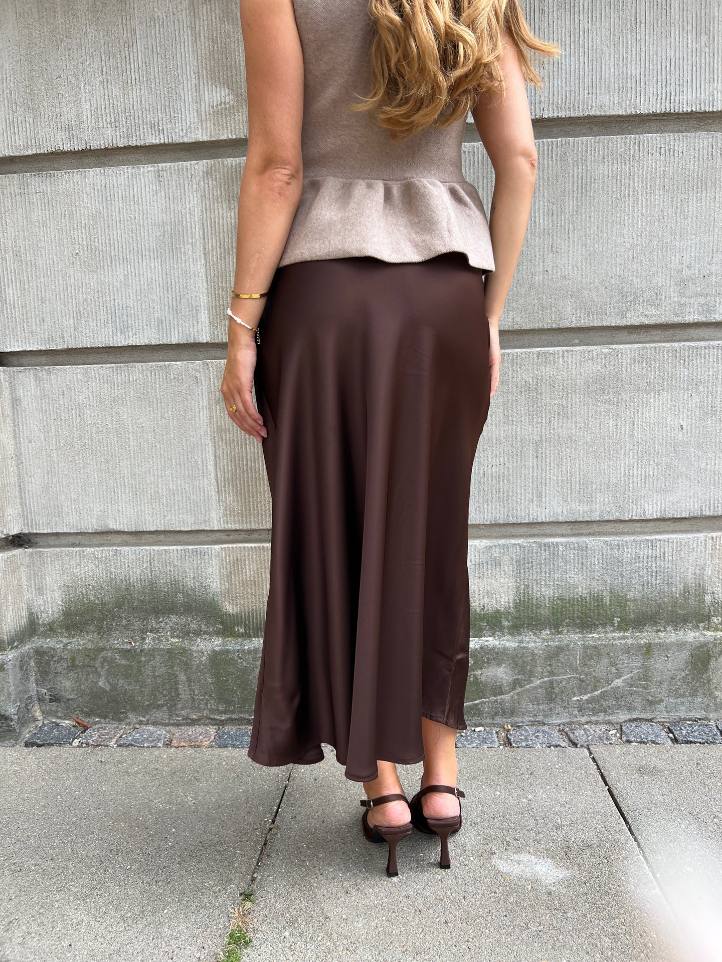 Its May coffee skirt