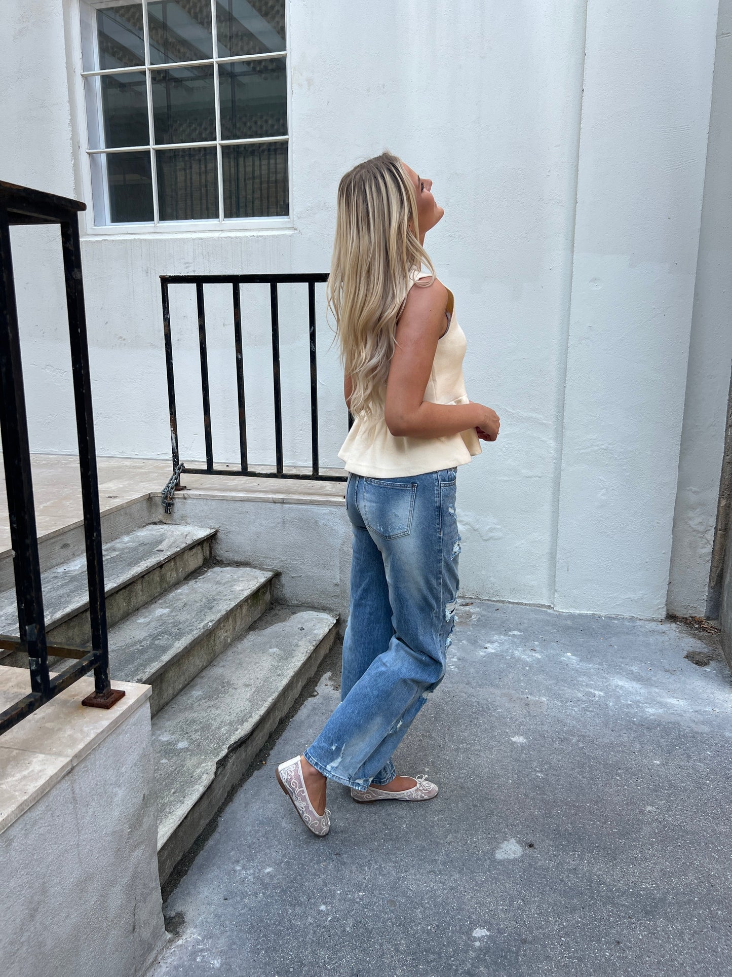 Kilky beige wave top fra webshoppen Aaberg Copenhagen
