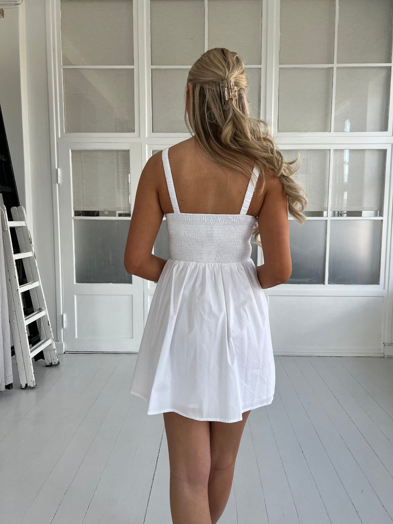 Lucce short white dress