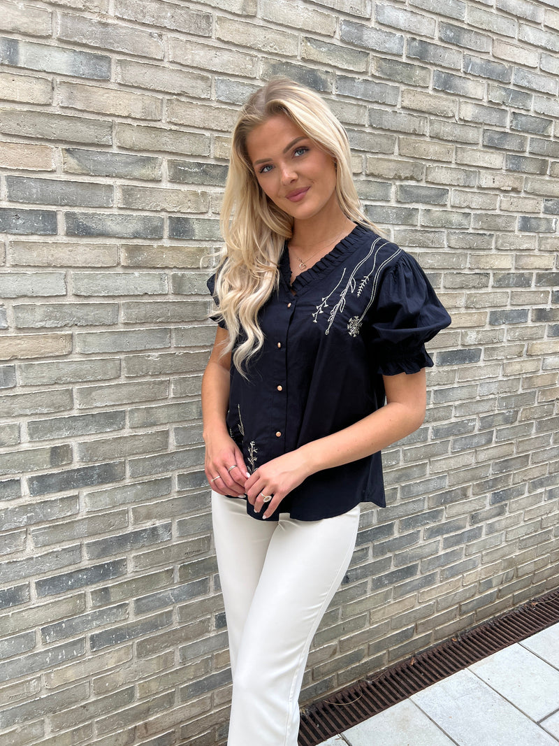 Gaspar black Garda Blouse