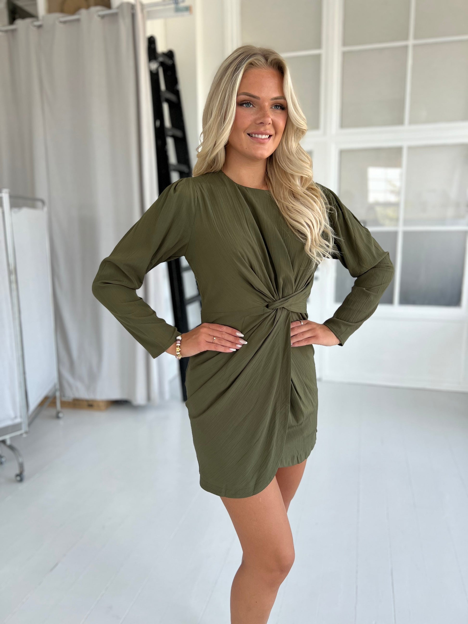 Lovie and Co khaki dress (4570)-kjole-Aaberg Copenhagen