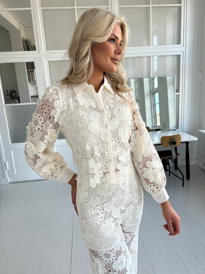 Elli white lace skjorte
