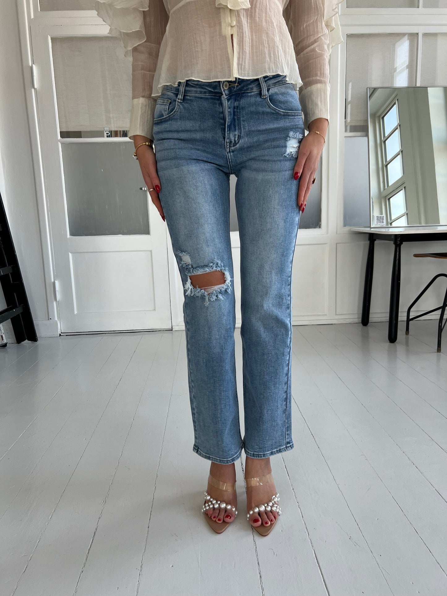 Redial Straight fit destroyed jeans