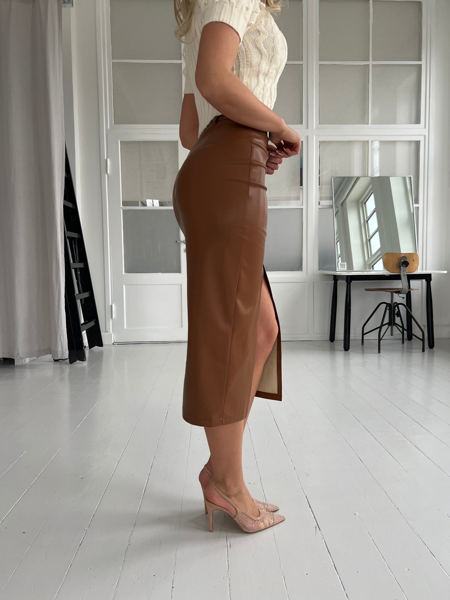 Its may camel skirt (9668)