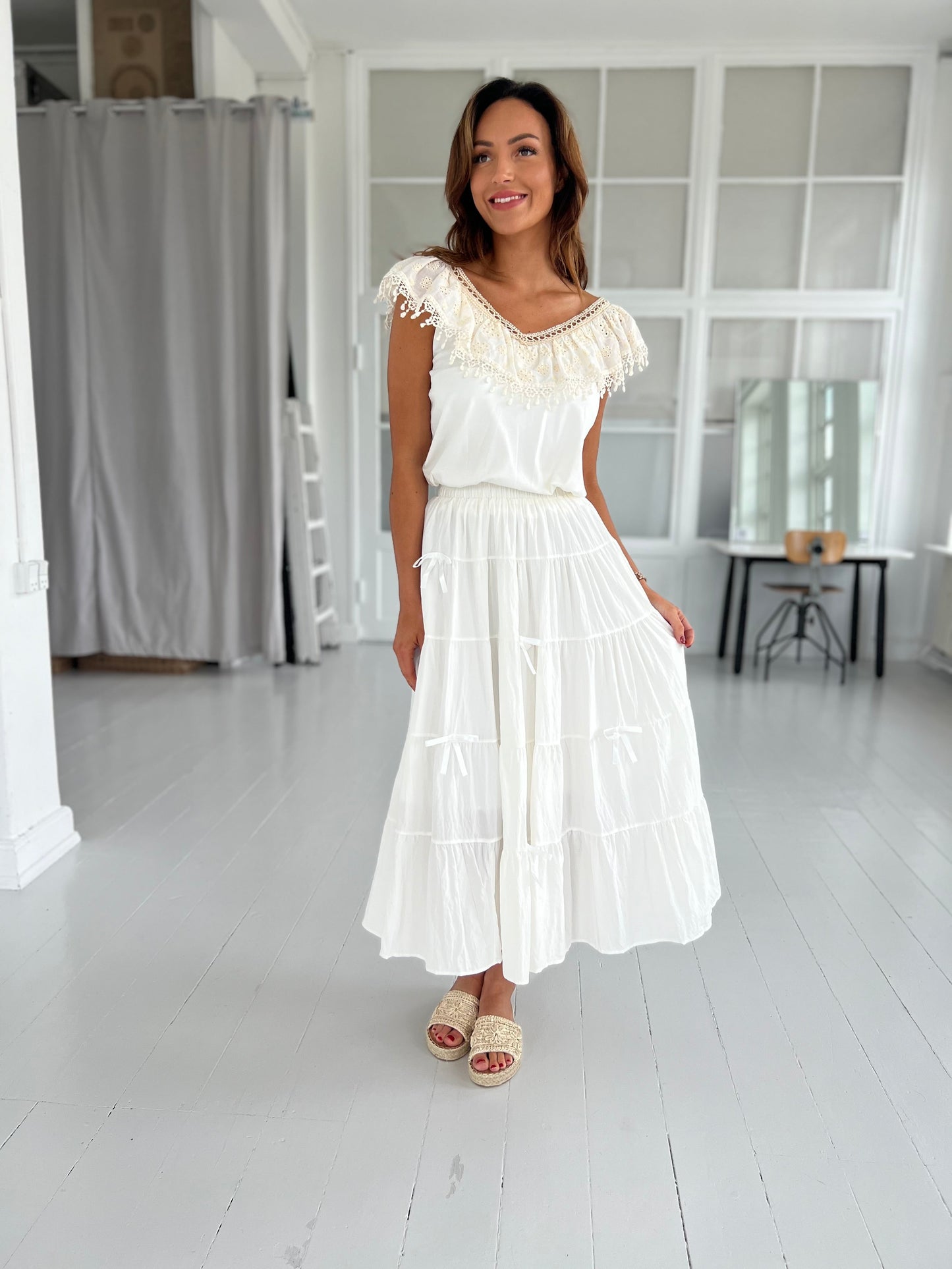 Lucce white long skirt (8809)-nederdel-Åberg CPH-Åberg Copenhagen DK