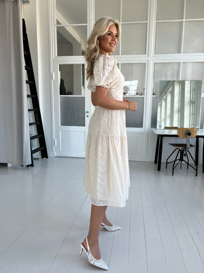 Elli White beige flower dress