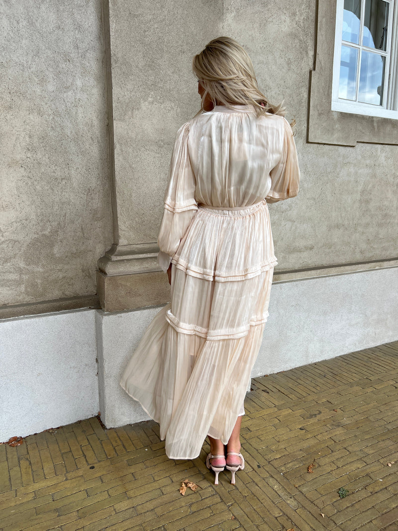 Flam beige satin dress