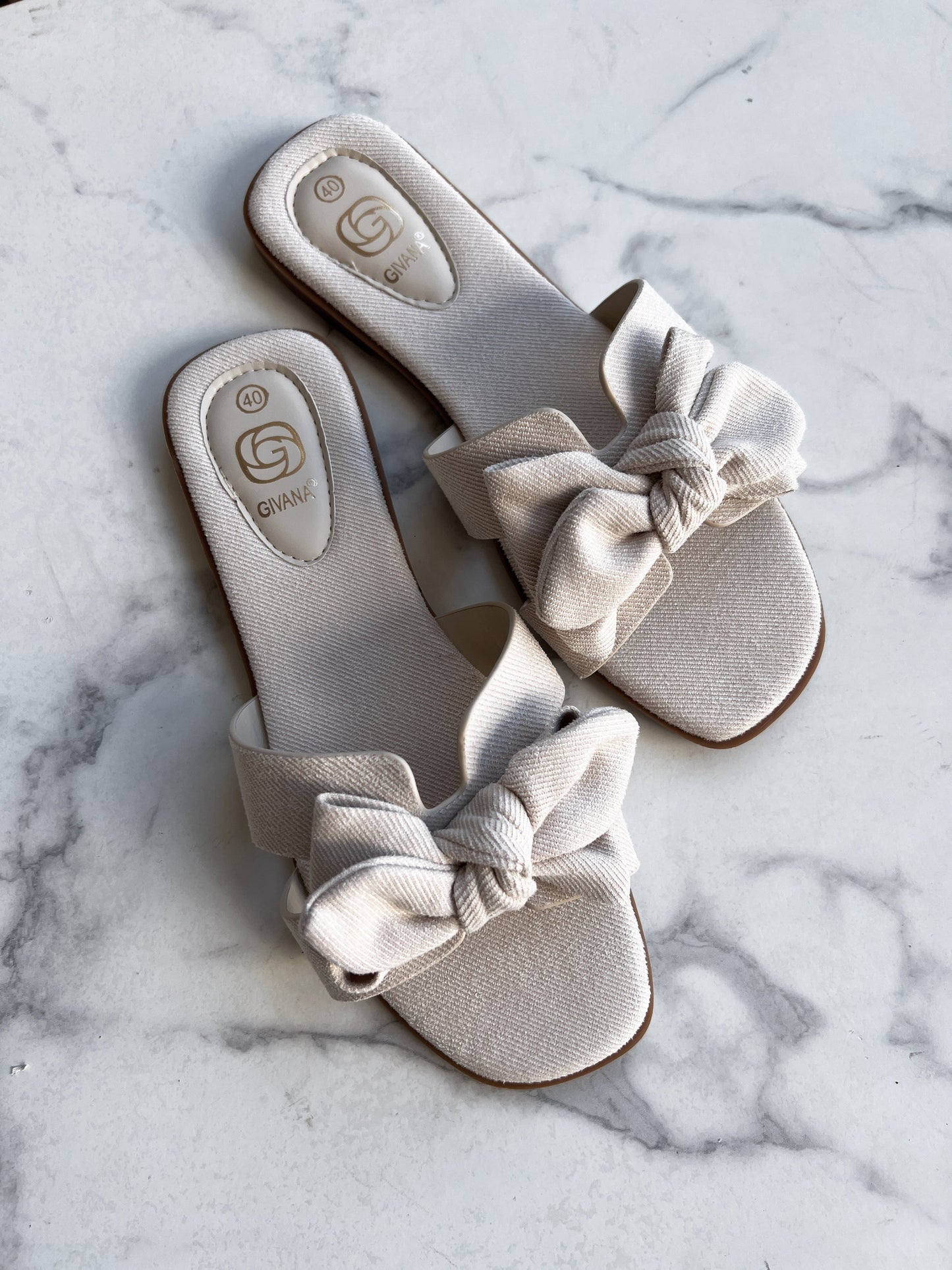 Givana beige bow sandal