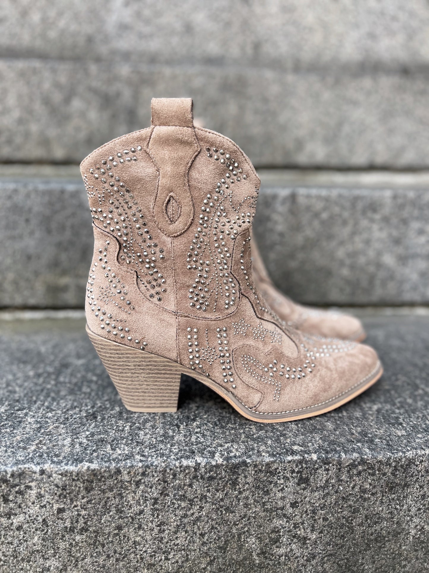 Belle beige rhinestone boot (3258)