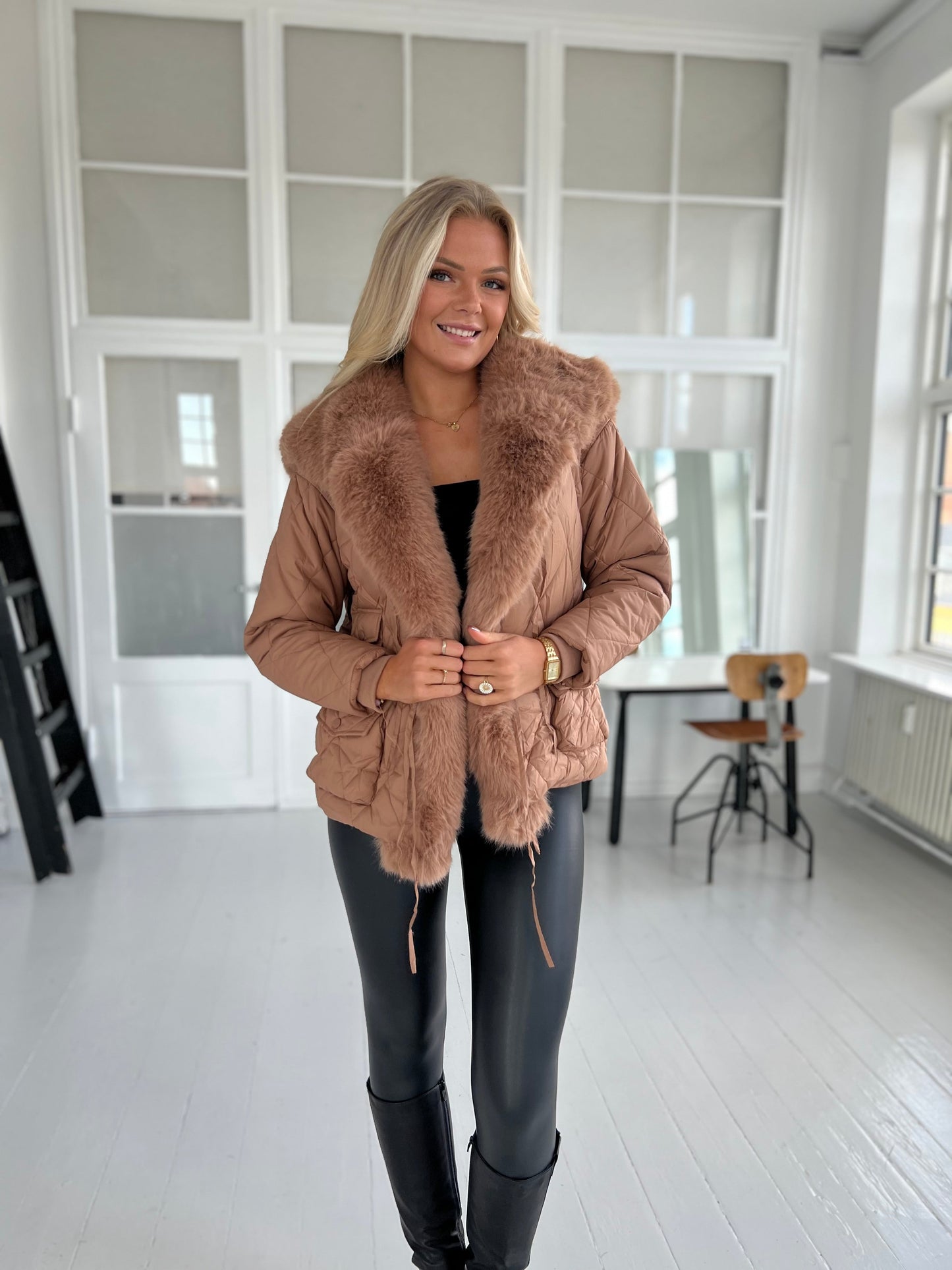 Flam camel puffed jacket (7506)