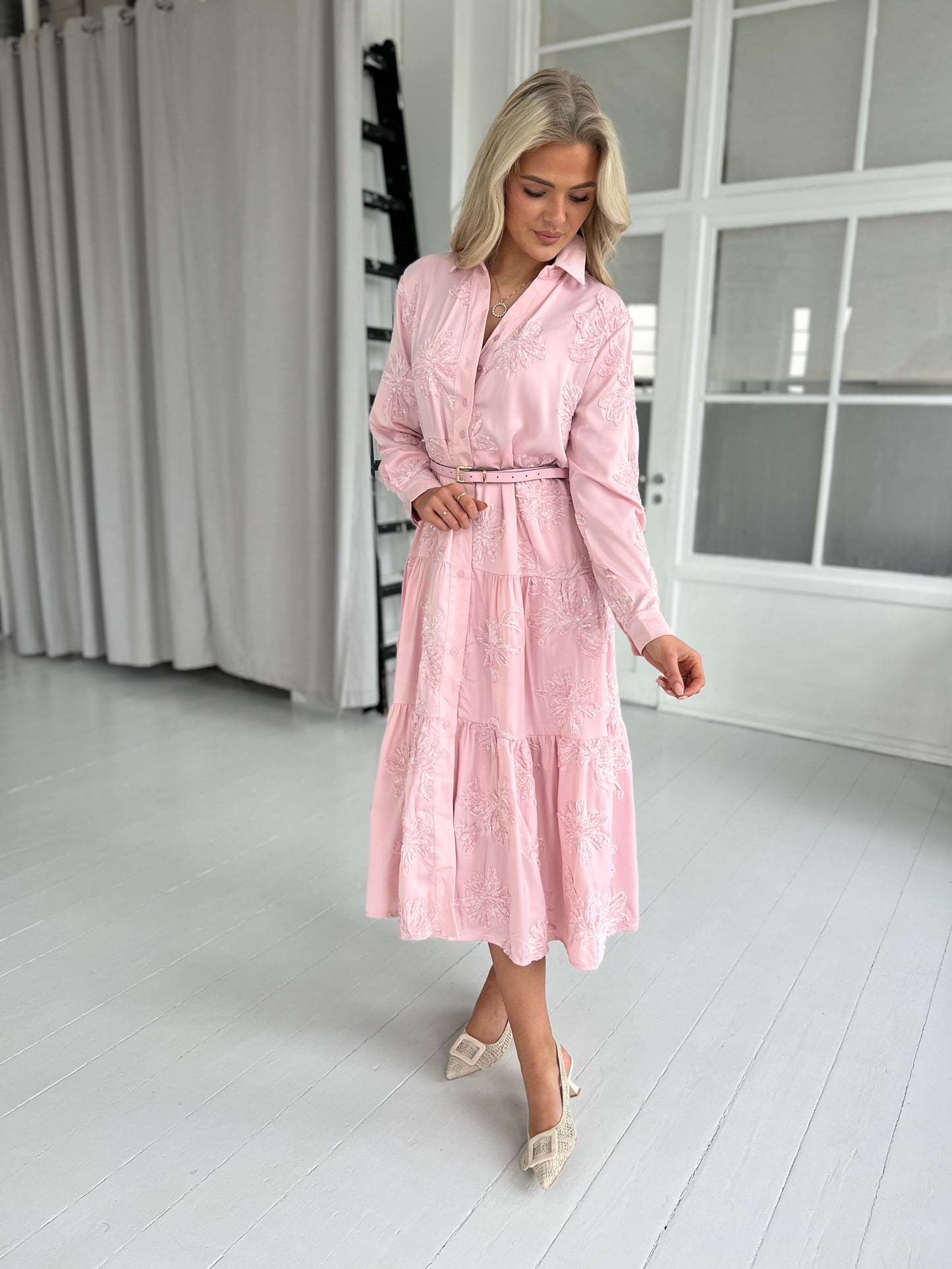 Flam rose shirt dress