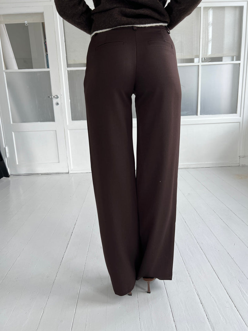 Eight Luxe Brown trousers Long
