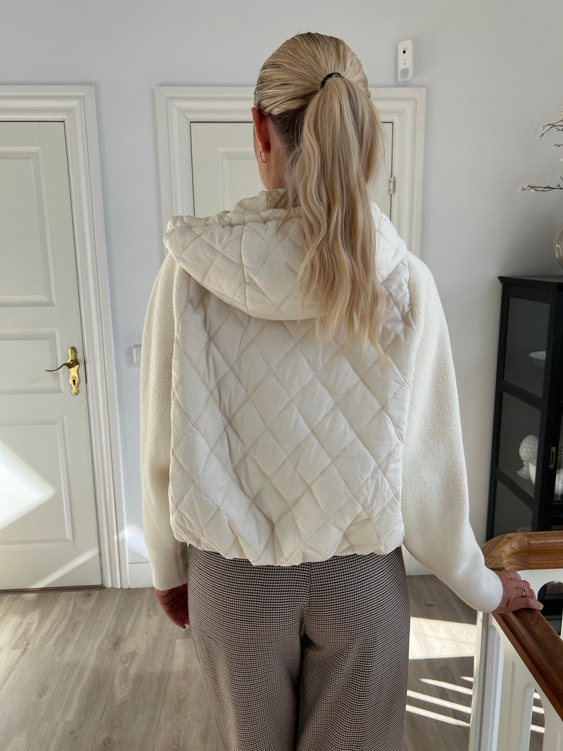 Azaka white cardigan jacket