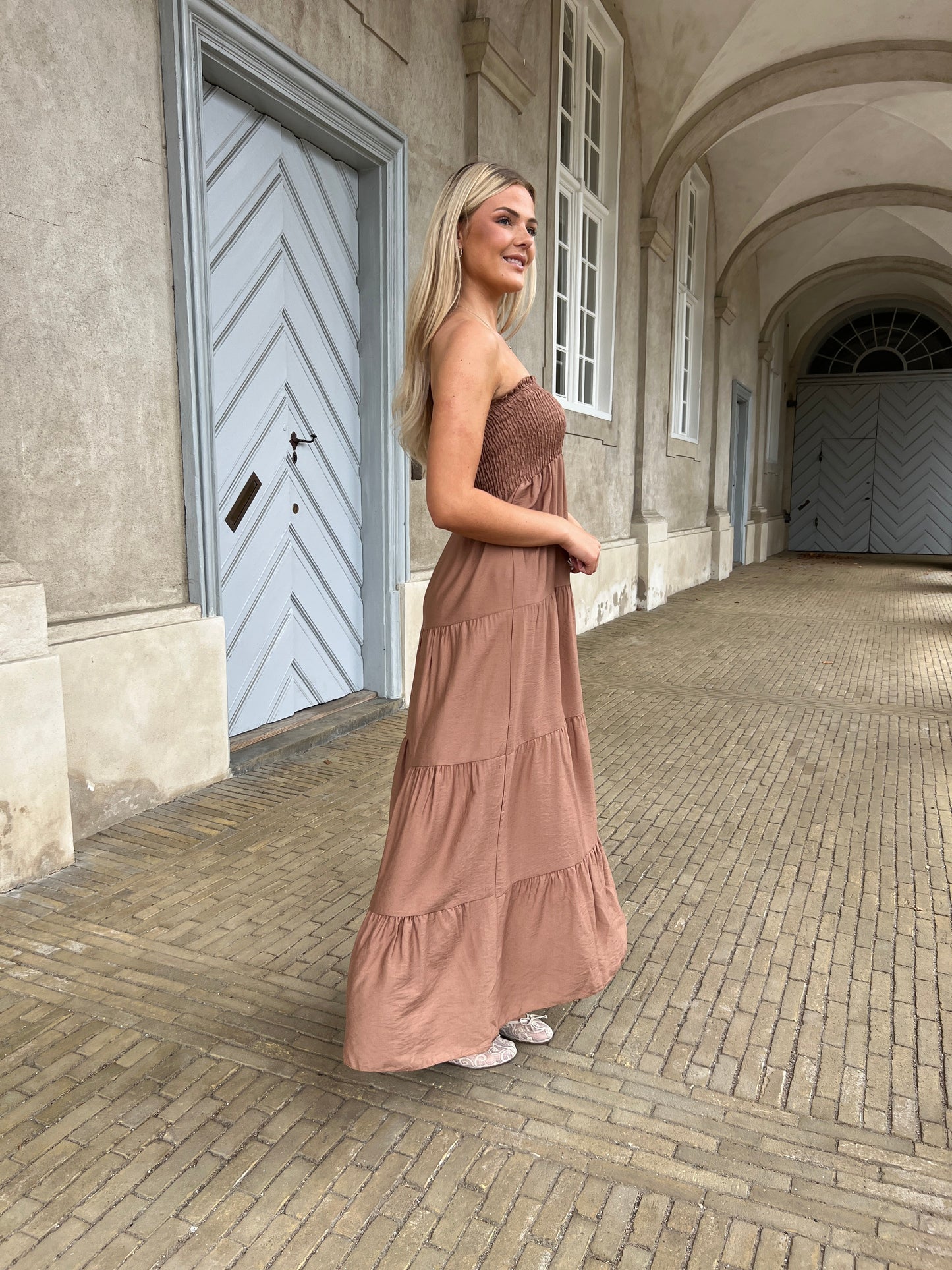 Syma caramel summer dress