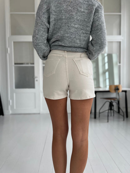 Softy beige denim shorts