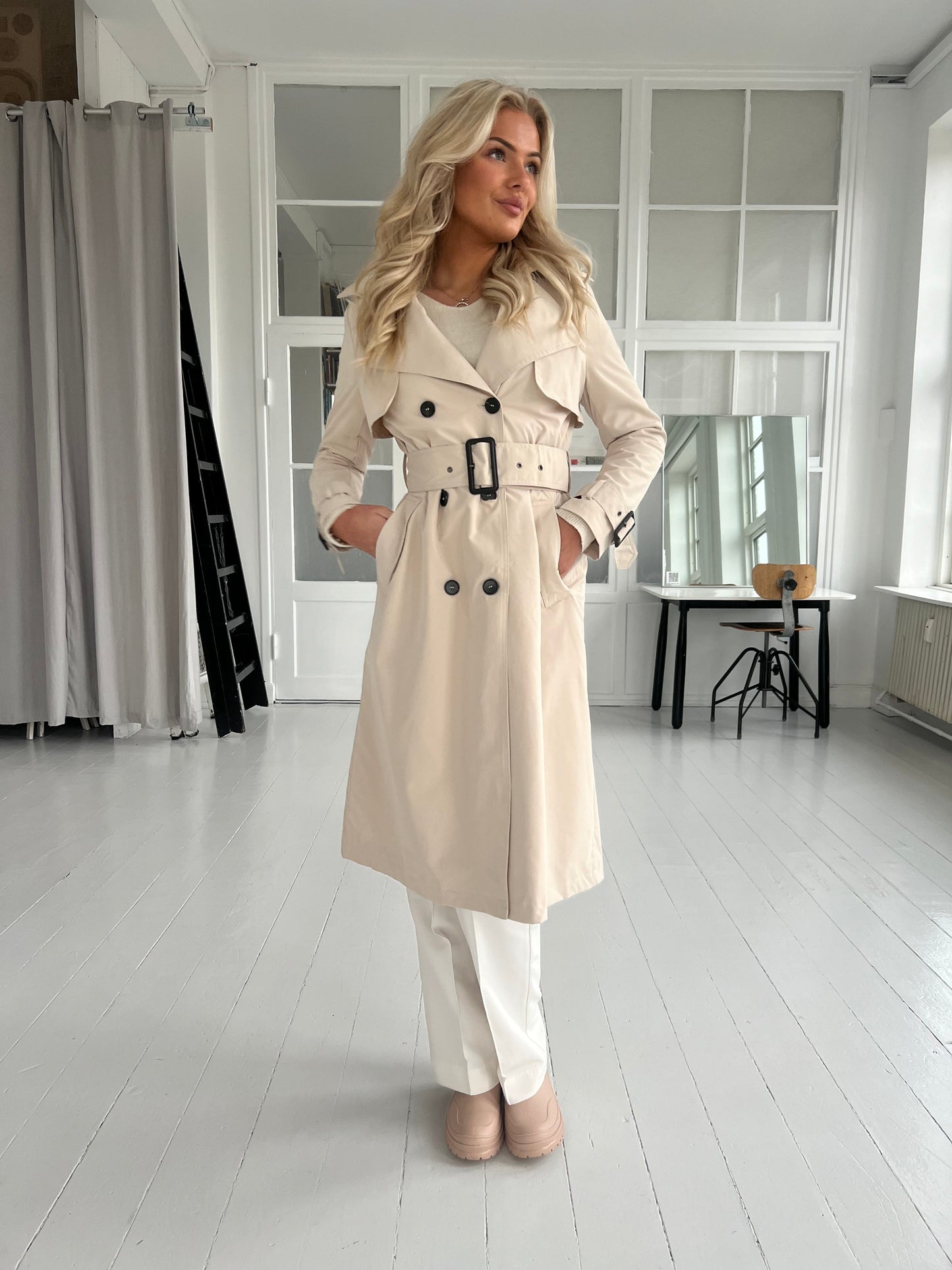 Softy beige waterproof trenchcoat (4709)