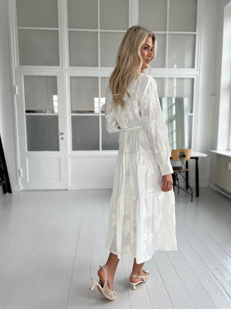 Flam white shirt dress