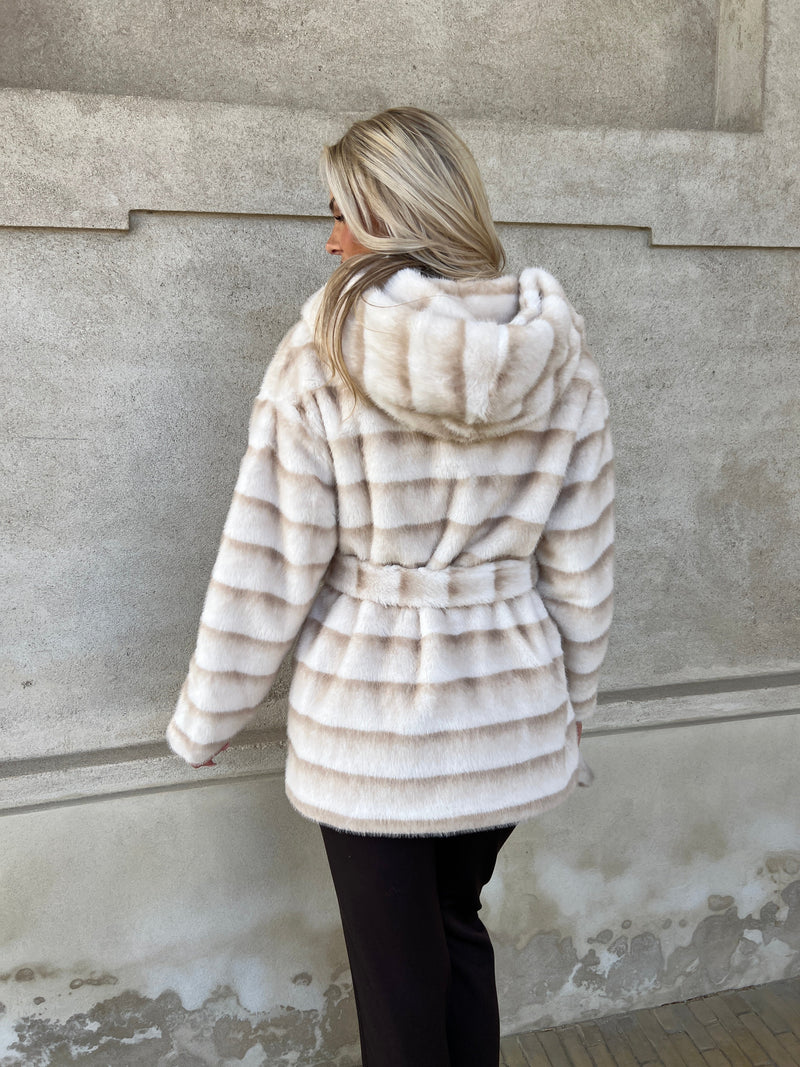 Flam beige fake fur jakke