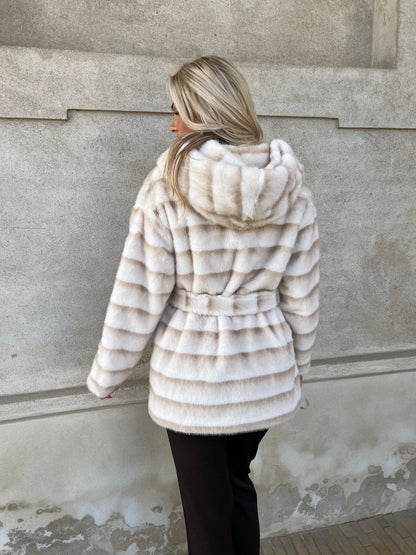 Flam beige fake fur jakke