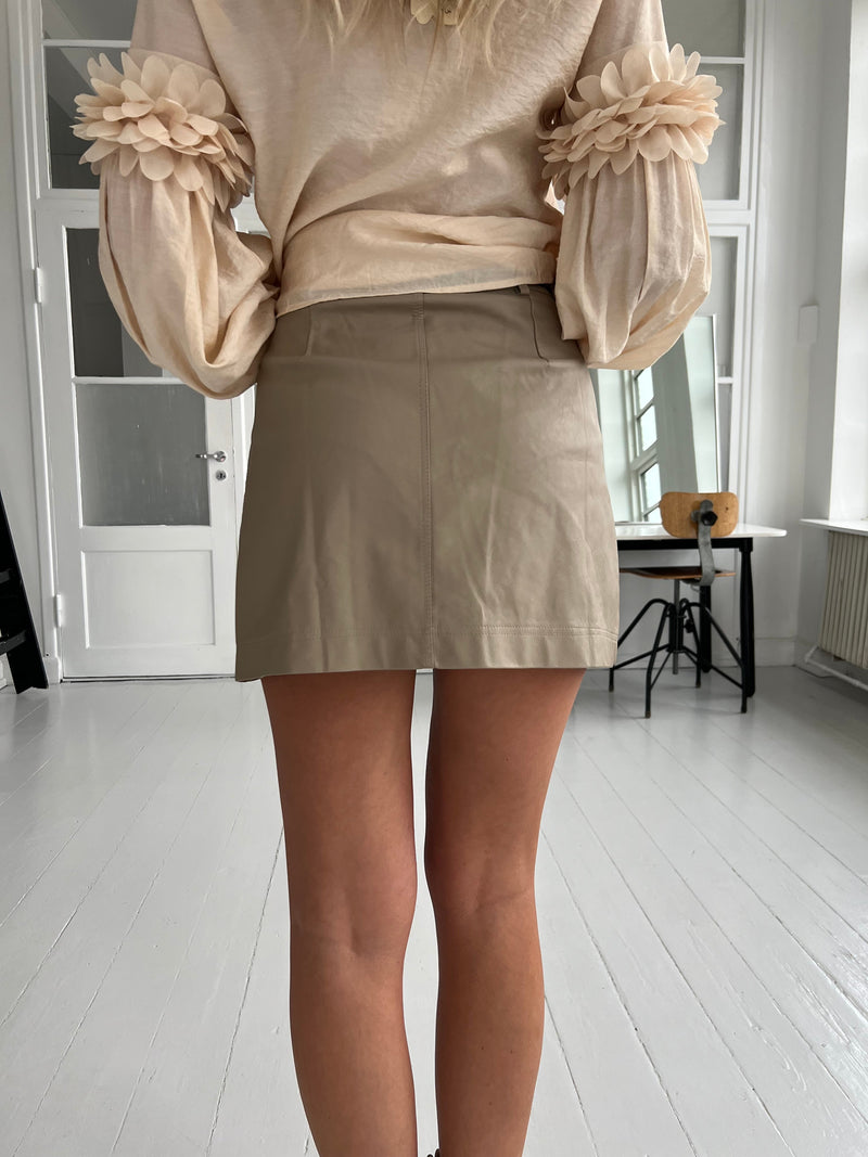 Azaka taupe shorts skirt