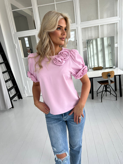 Elli White rose blouse