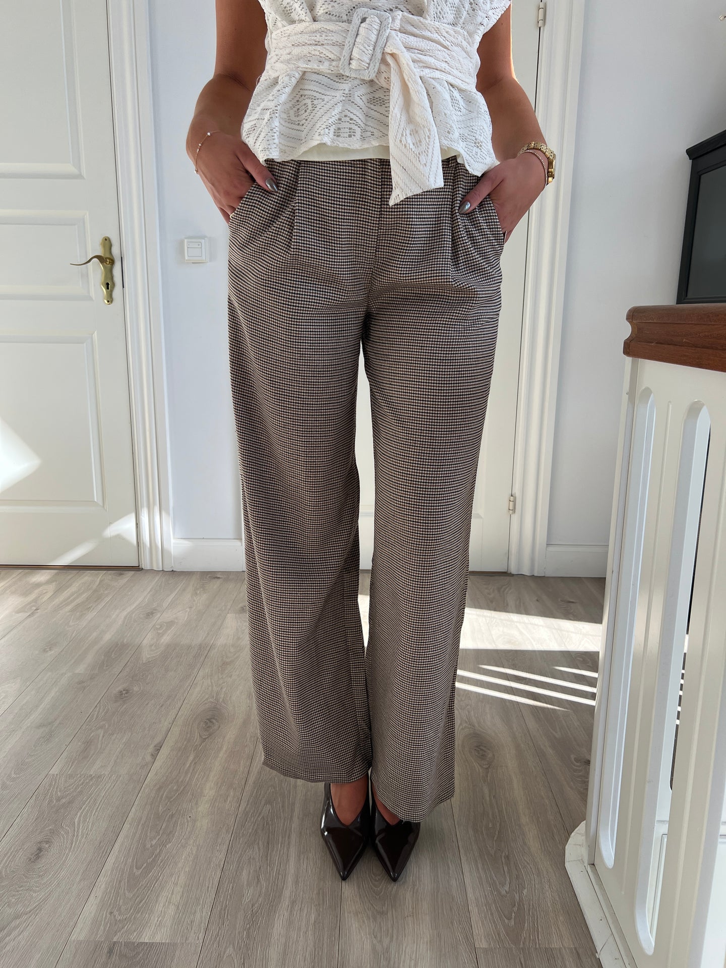 Eight Luxe brunternet pants