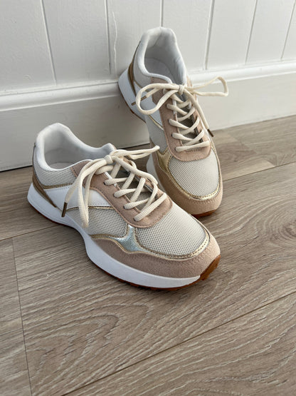 Joia beige sneakers