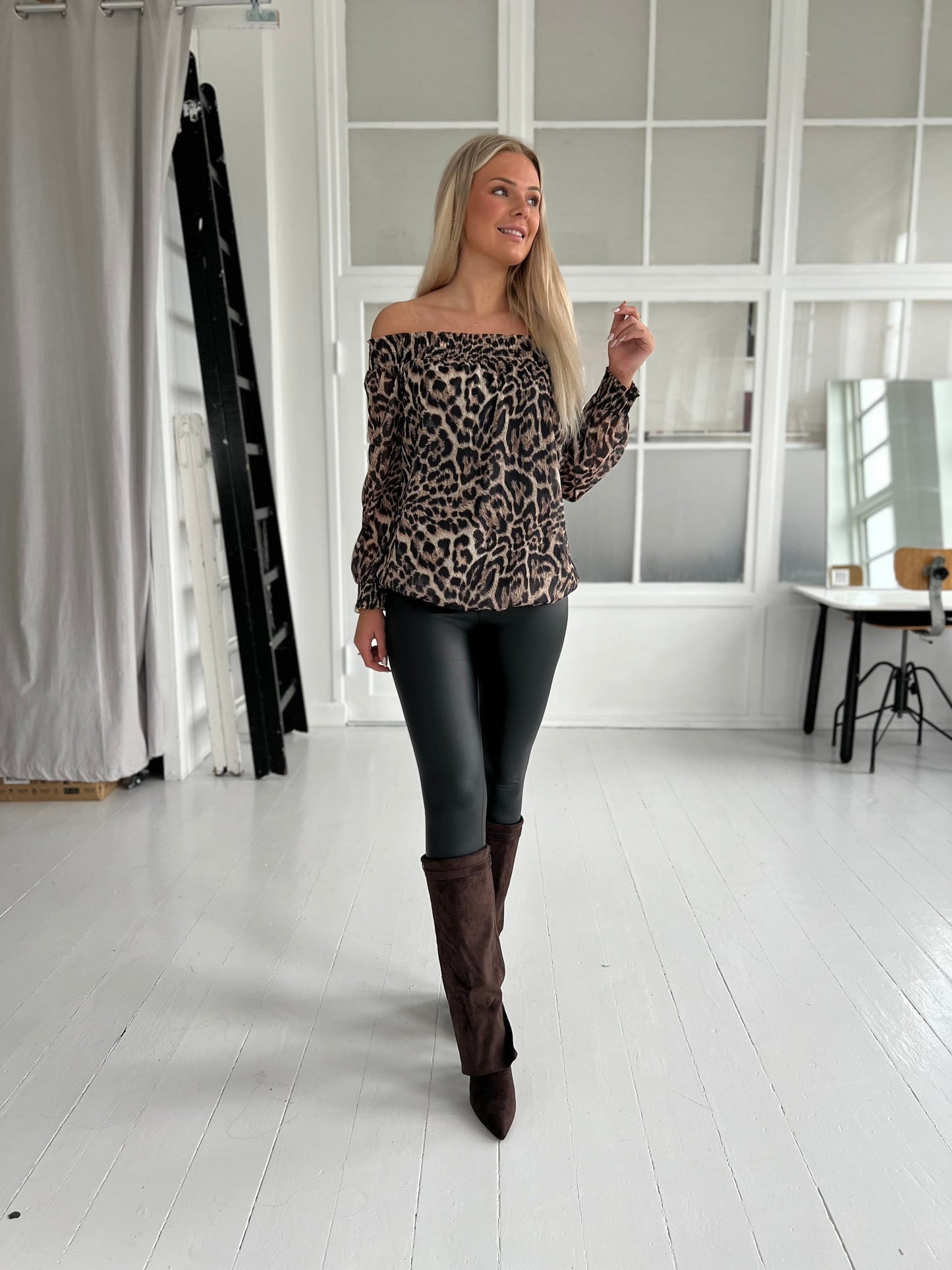 Lamiar leopard blouse