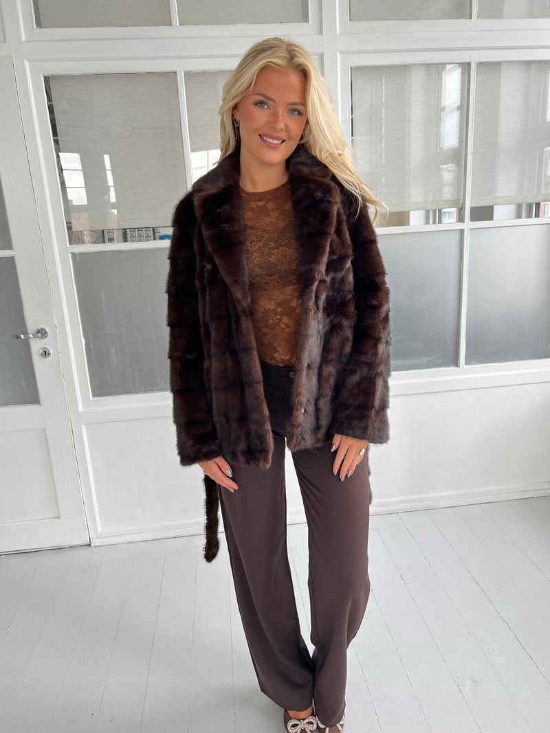 Flam marron jacket fra webshoppen Aaberg Copenhagen