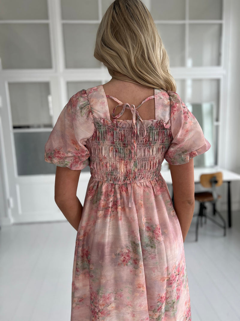 Maya peach flower dress