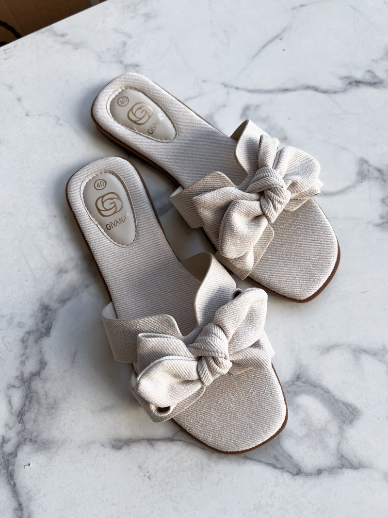 Givana beige bow sandal