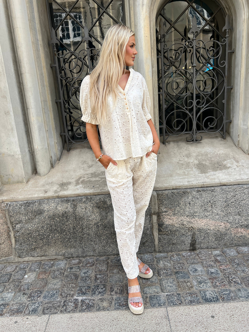 Gaspar FIJI BRODERIE ANGLAISE - OFF WHITE