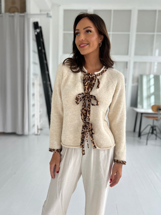 Azaka beige leopard cardigan ( 8274)