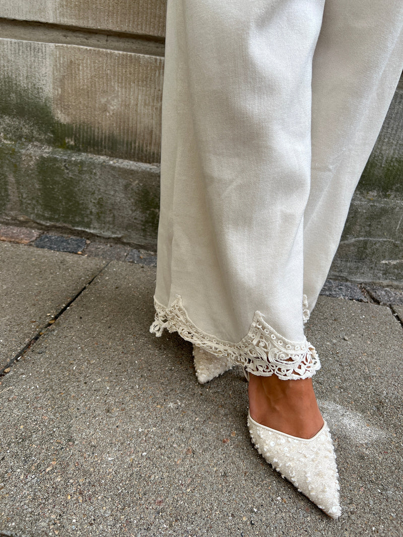 May beige knit set