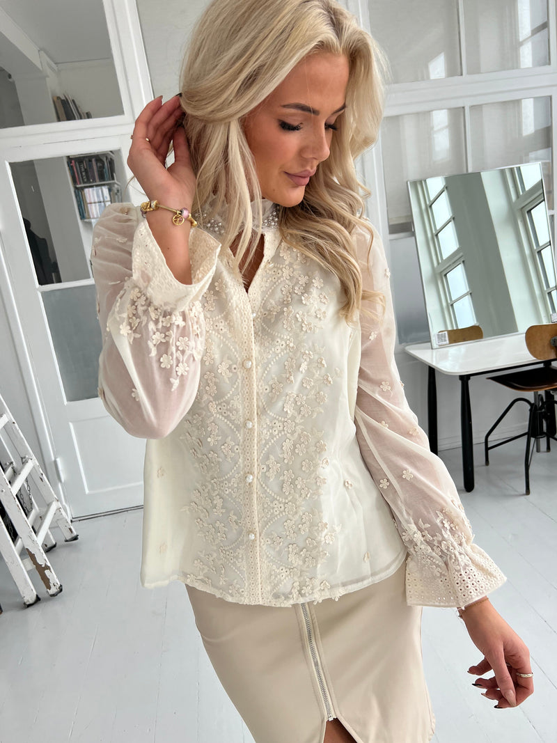 Azaka beige flower blouse (1798)