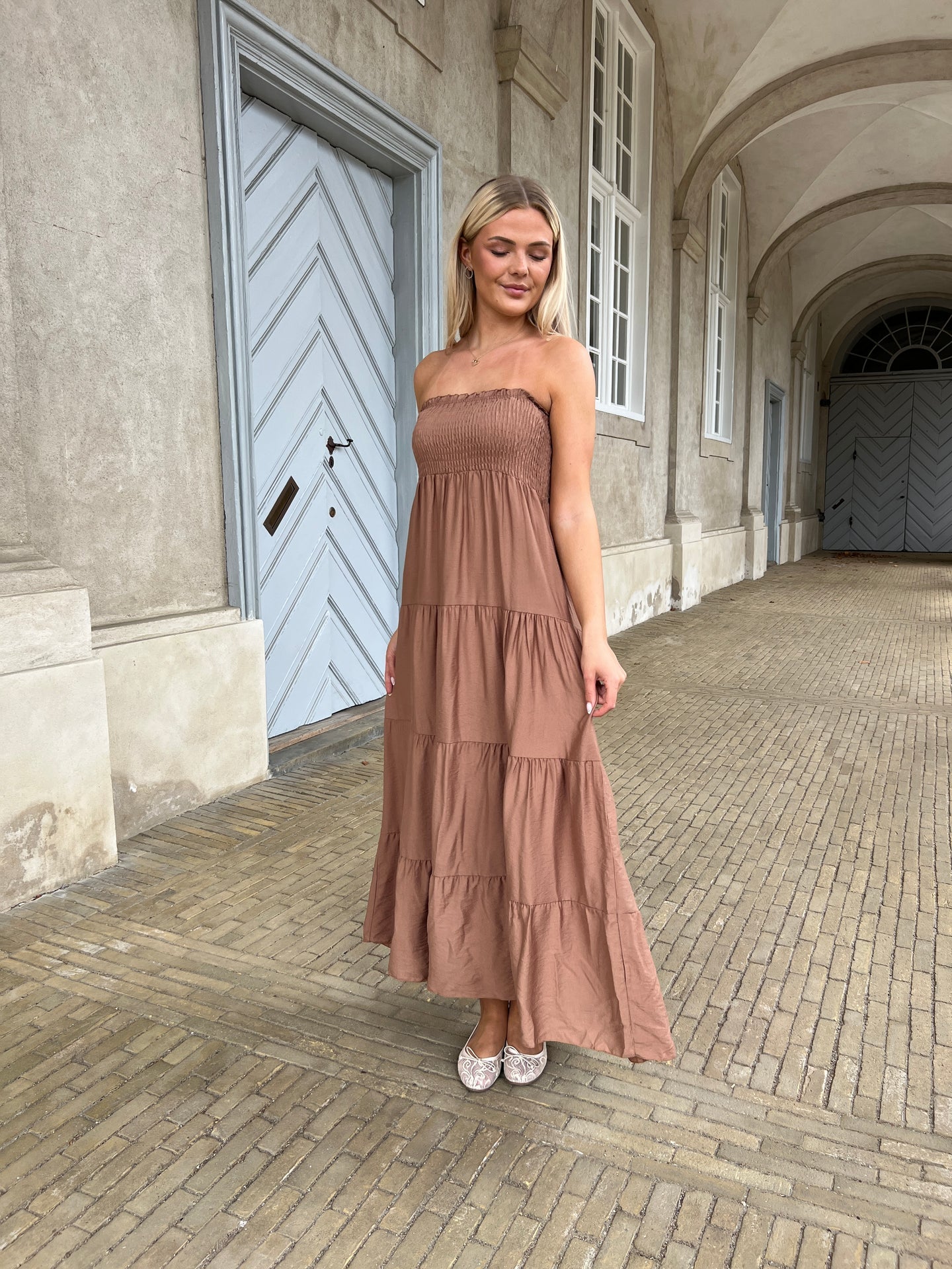 Syma caramel summer dress