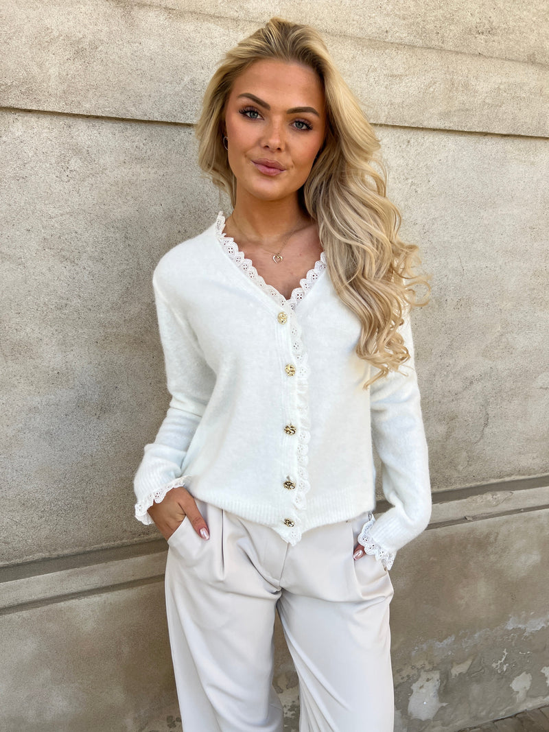 Kilky lace white knit
