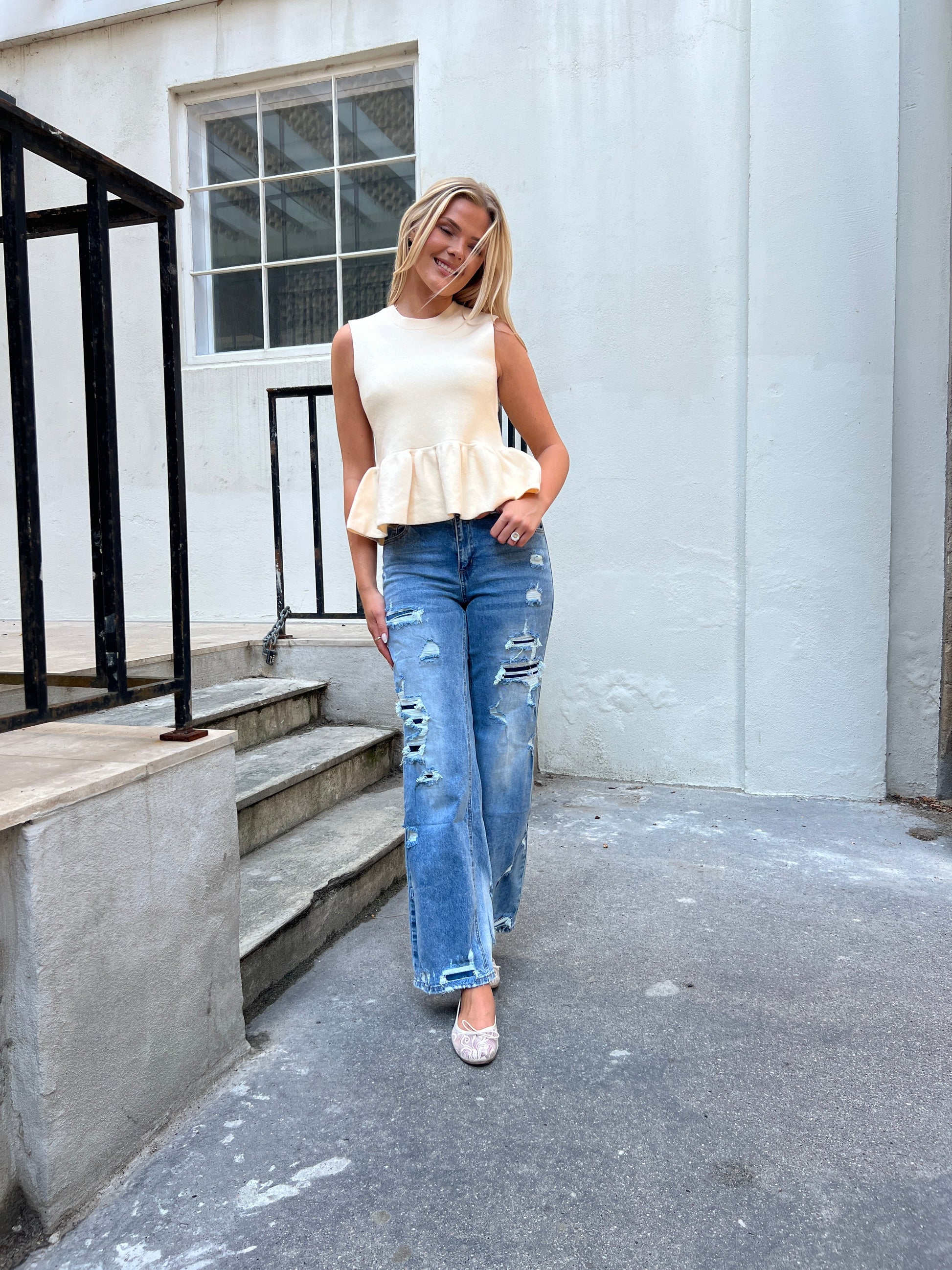 Laulia ripped dad jeans fra webshoppen Aaberg Copenhagen