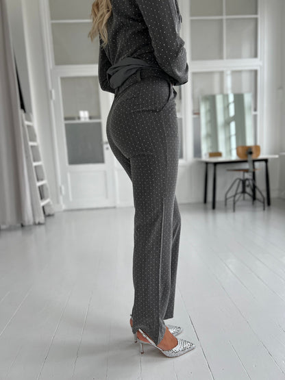 Eight Paris grey rhinestone pants (9404) - Set fra siden, viser lomme detalje - fra webshoppen Aaberg Copenhagen