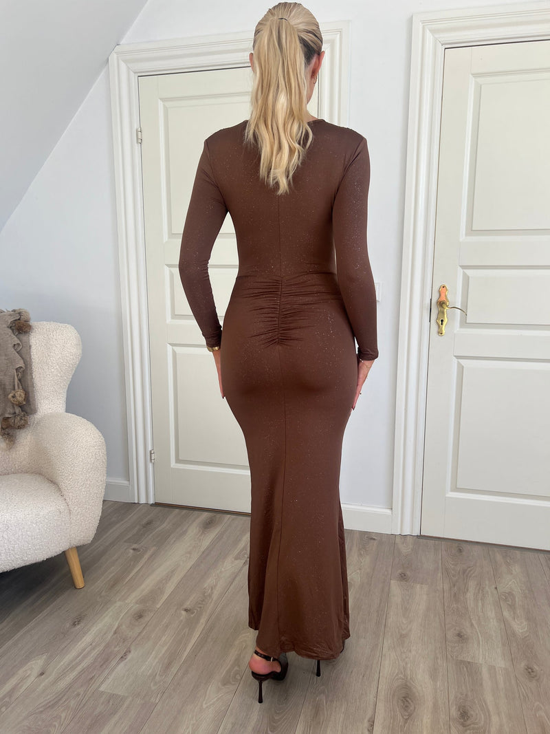 MW brown dress