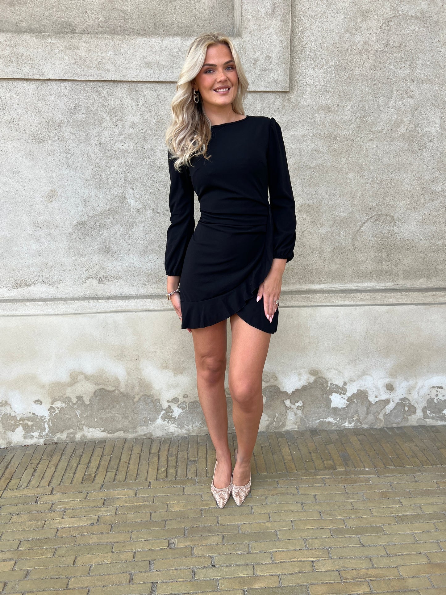 Azaka black evening dress