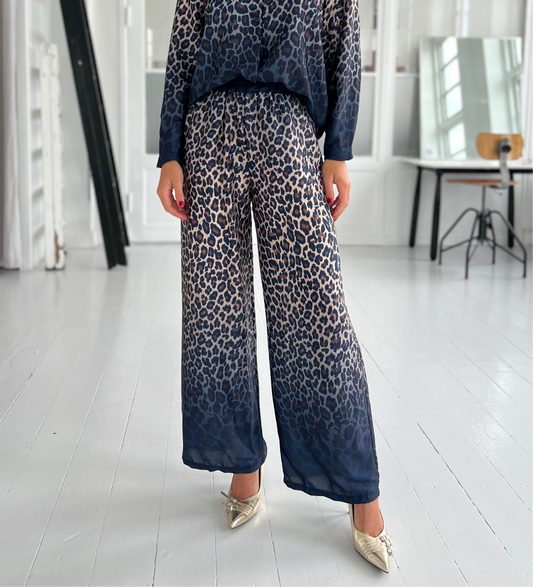 Louloa leopard pants