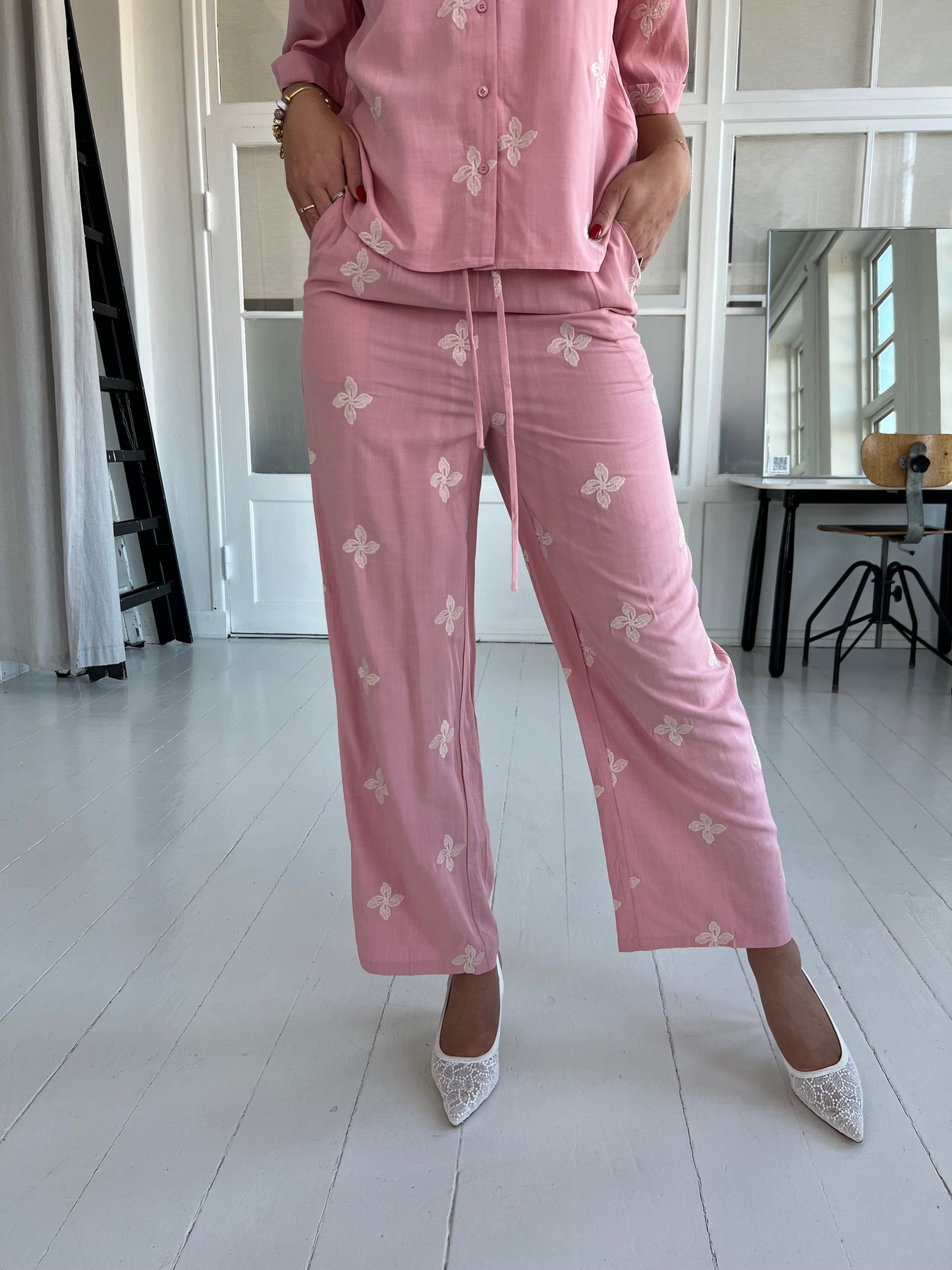 Exquiss rose pants