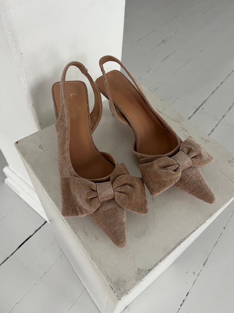 Gowin taupe bow heel (419)