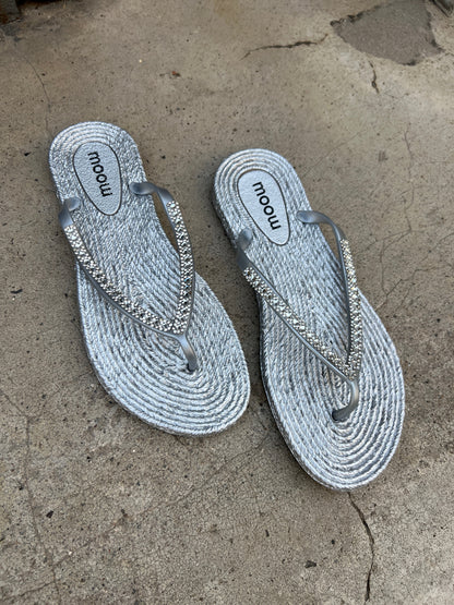 Moow silver flip flop