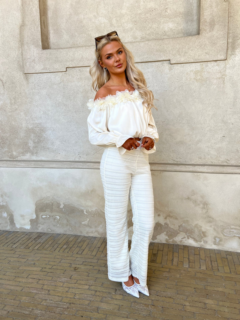 Eight Luxe creme lace pants