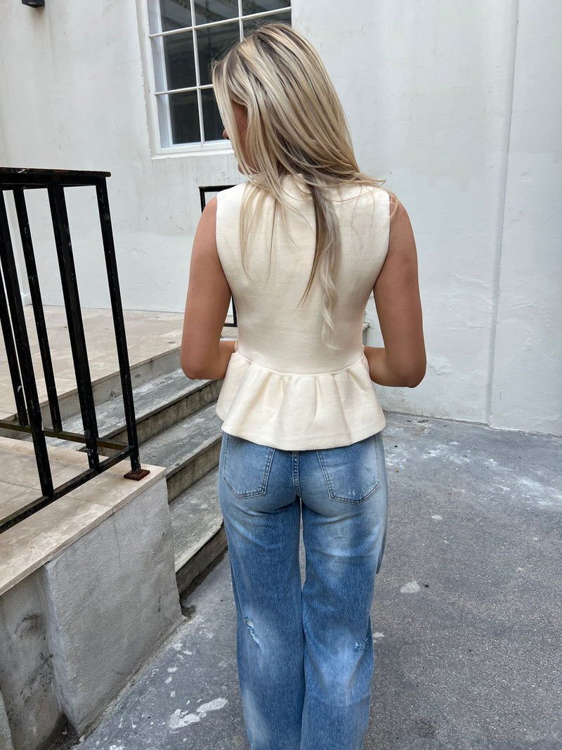 Kilky beige wave top fra webshoppen Aaberg Copenhagen