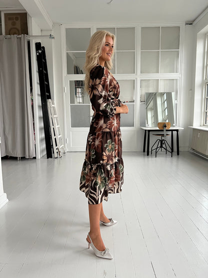 Bianca brown flower dress-kjole-Aaberg Copenhagen